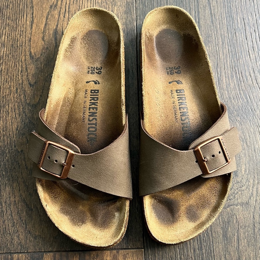 Birkenstock Slides, Size 39